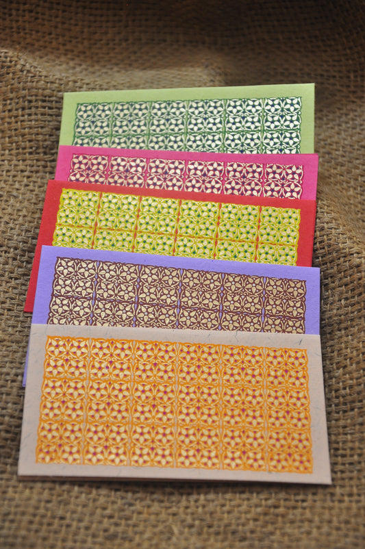 Filigree Screen Cards – 5 Assorted Colours
